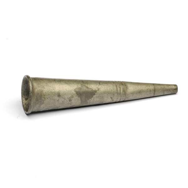 picture shows one piece ear trumpet @ EarTrumpets.com