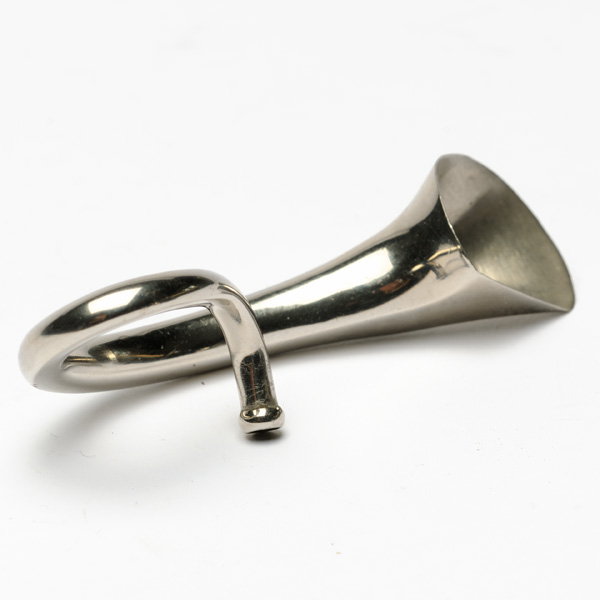picture shows auricle ear trumpet @ EarTrumpets.com